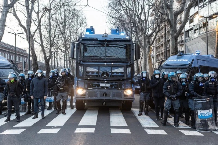 Meloni šalje vojsku na ulice Milana, protesti se šire Evropom
