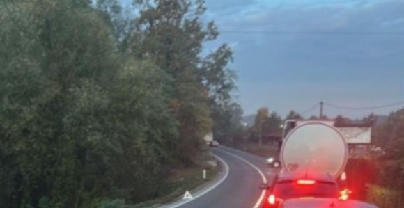 Autobus sletio sa puta kod Tuzle, ima više povrijeđenih