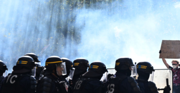 Novi protesti u Francuskoj: Već uhapšeno 135 lica