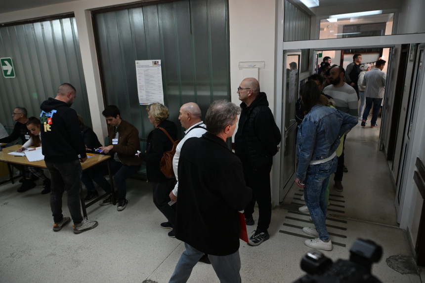 IPSOS/Cesid: Do 17.00 časova glasalo 60,9 odsto birača