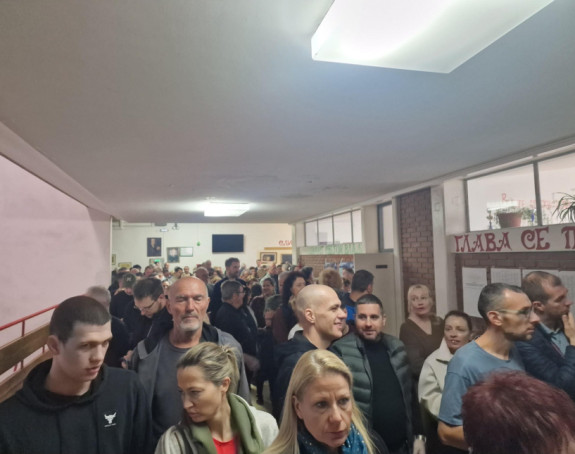 IPSOS, Cesid: Do 9 časova glasalo 12 odsto birača