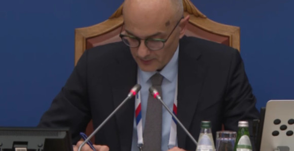 РИК: СЛ 52,71% и 140 мандата, СНС 39,17% и 104 мандата