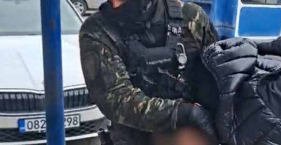 U Foči uhapšeno sedam osoba, oduzet novac i oružje