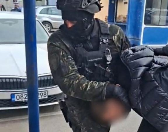 U Foči uhapšeno sedam osoba, oduzet novac i oružje