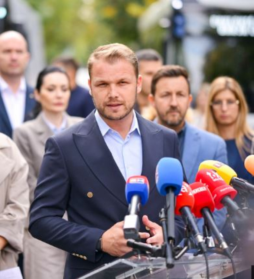 Stanivuković: Borba SNSD-a protiv kladionica je lažna!