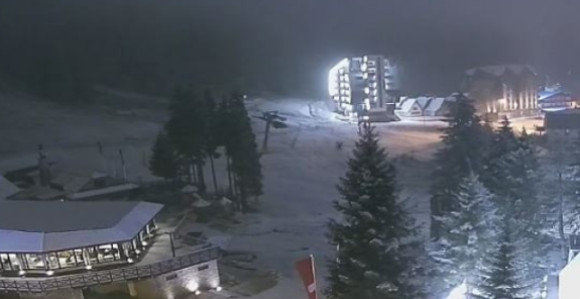 Први снијег почео падати на Јахорини и Романији