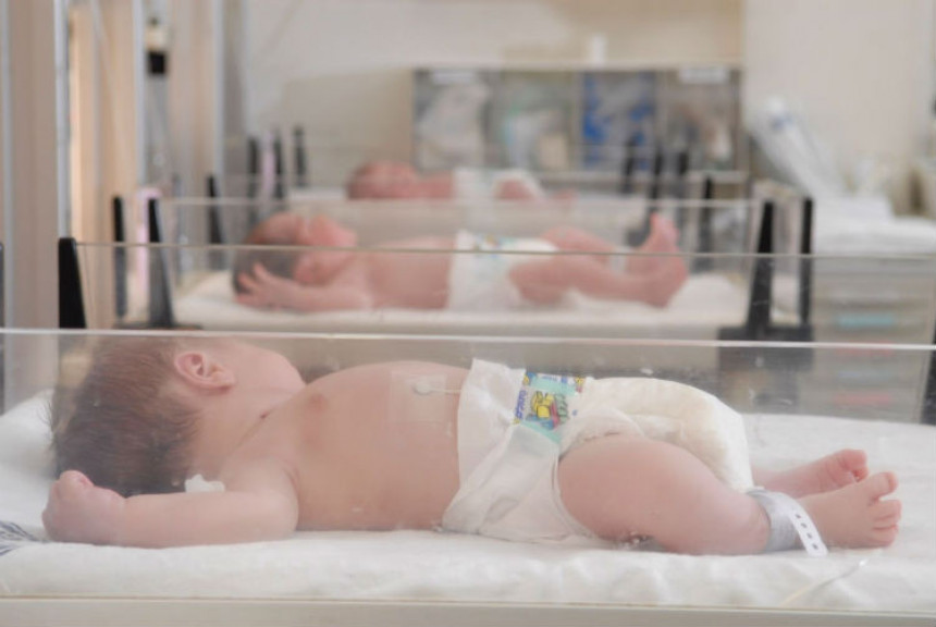 Прва беба у 2016. рођена у Бијељини