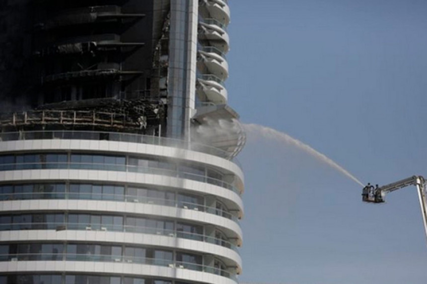 Vatrogasci još gase požar u Dubaiju