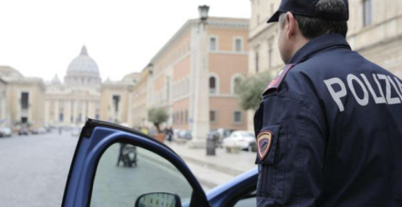 Eksplozija u Firenci, povrijeđen policajac