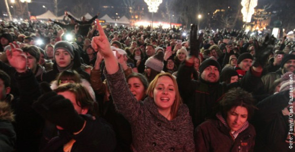 Srbija u 2017. uz Bajagu, Dugme...