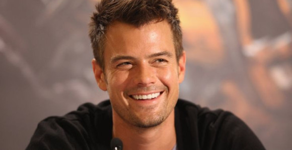 Na ćirilici Srbima čestitao 2017.