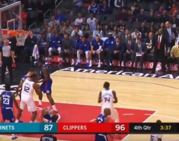 Novi peh - Teodosić hramajući napustio parket!