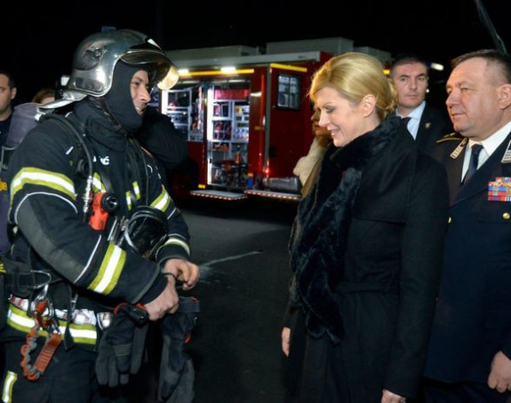 Torta i salata za vatrogasce