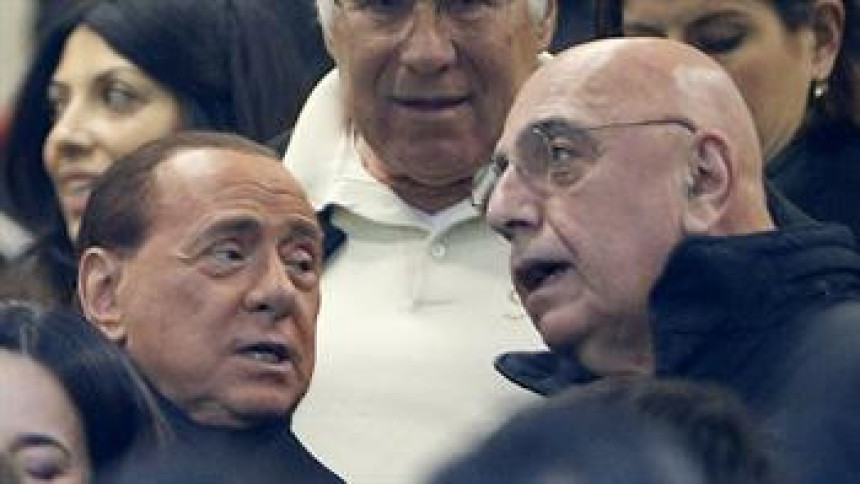 Berluskoni i dalje "hladi" Mihajlovića!