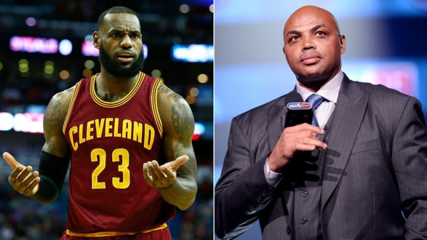 Lebron "raspalio" po Barkliju!