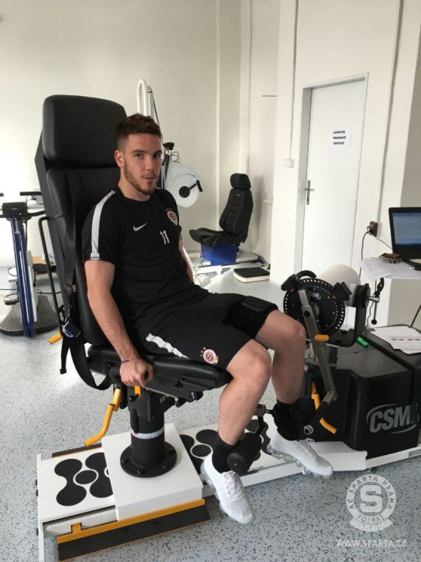 Ovo je već kolonija: TROJICA Zvezdaša u Sparti!