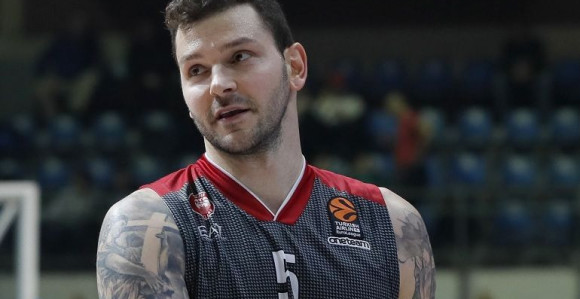 ЕЛ: Мицов шоу - 24 поена у тријумфу Арманија!