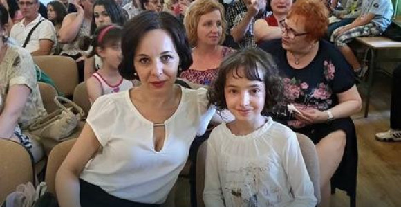 Peticijom izbacuju bolesnu drugaricu