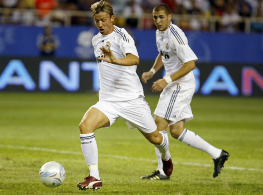 Guti: Voleo bih da Barselona eliminiše PSŽ!