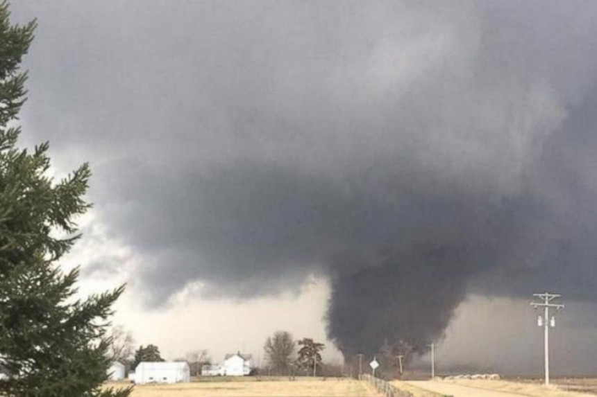 Tornado u SAD: 45 mil. ljudi ugroženo