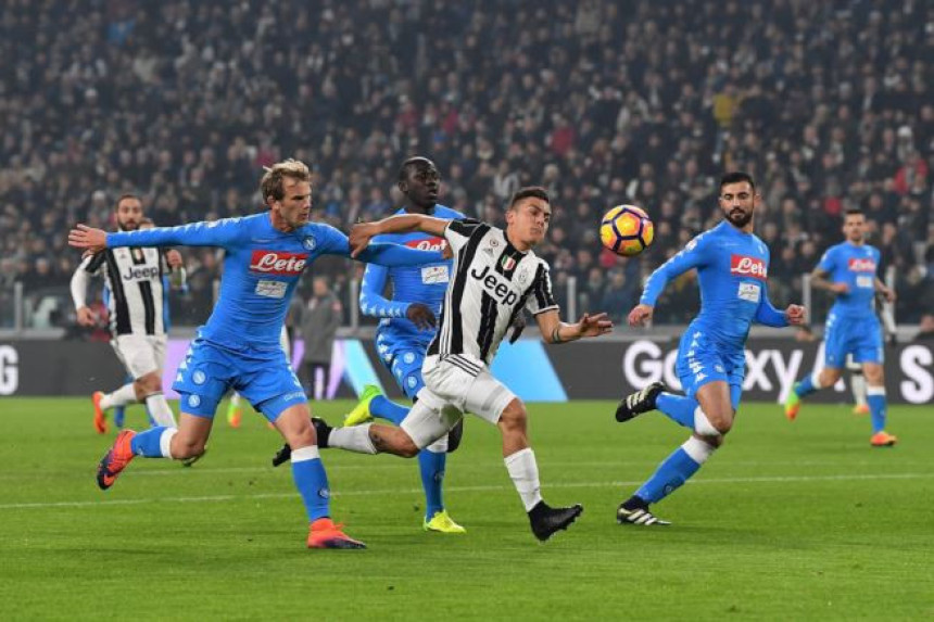 Napoli: Sramne odluke štetne za italijanski fudbal! Alegri: Naša igra je bila više od penala!