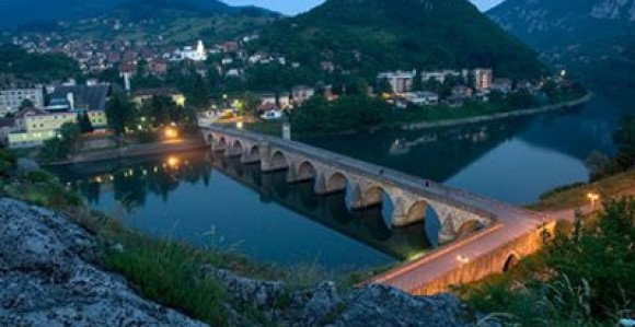 Predata peticija za referendum