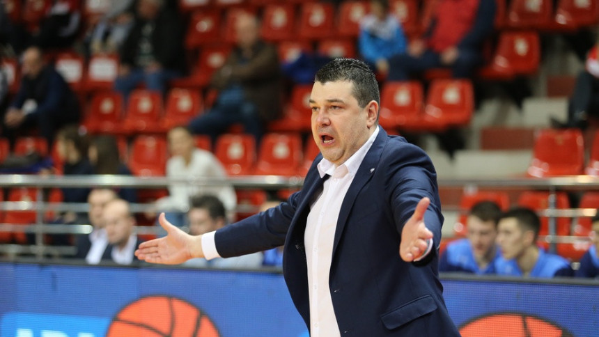 Nikolić: Svi su pod pritiskom, nosimo se s tim!
