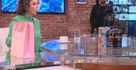Neda u studiju pitala za Deu