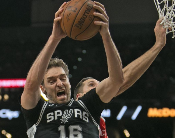 Pau Gasol kod Adetokunba!