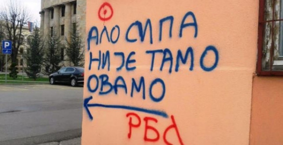 Revolt: Vođe kriminala i pljačke su na slobodi