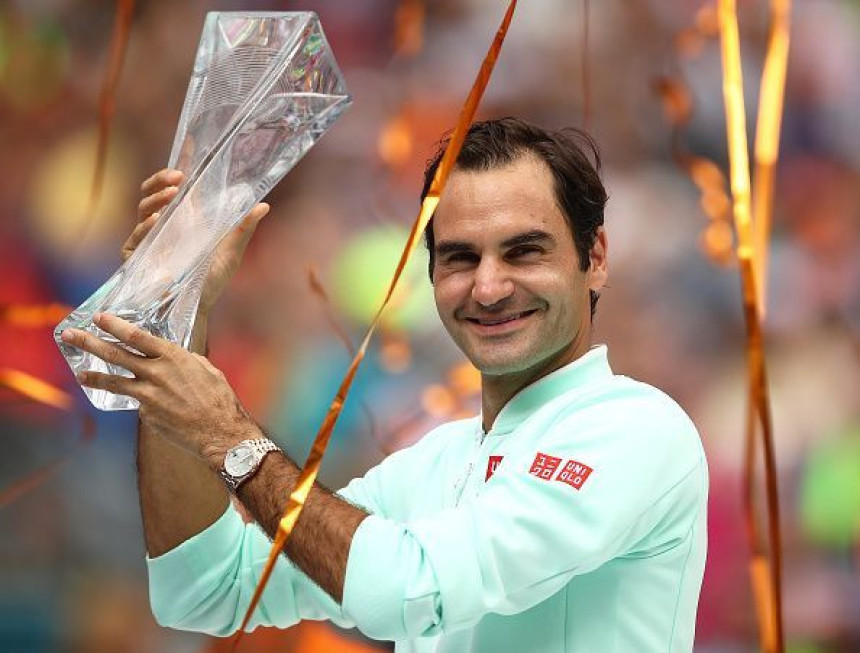 Federer ponovo "pobjegao" Đokoviću!