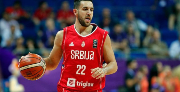 Barsa objavila rat Realu: I Pešić želi Micića!