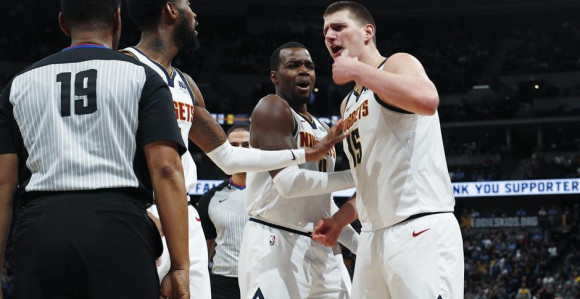 Video: Jokić isključen - Denver izgubio!