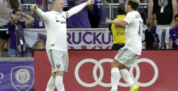 Video: Vejn Runi je MAJSTOR!