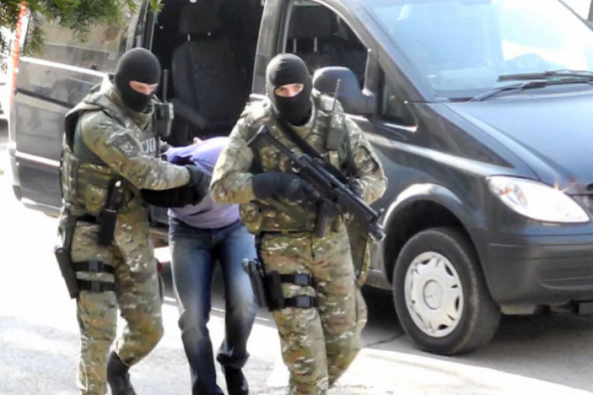Sarajevo: Pet lica privedeno