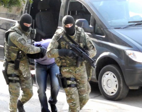 Sarajevo: Pet lica privedeno