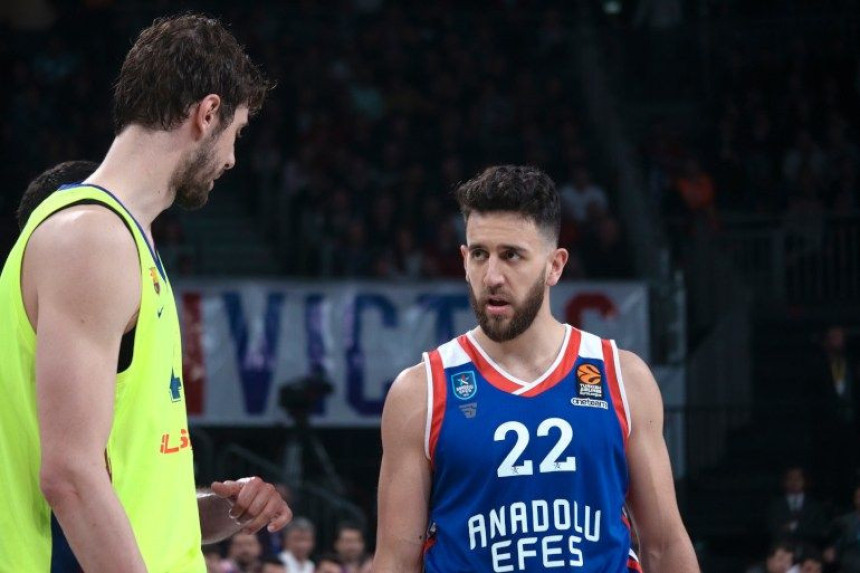 EL: Večeras se dijeli posljednja karta za Fajnal for!