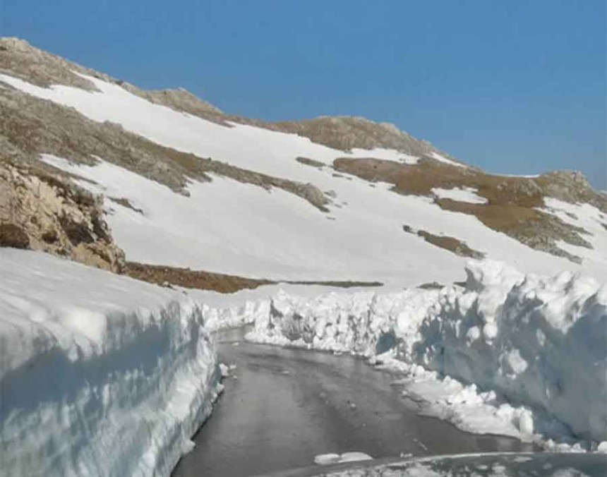 Otapanje snijega izazvalo poplave