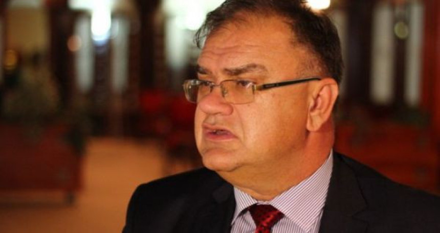 "Ne mogu samo Srbi praviti kompromis"