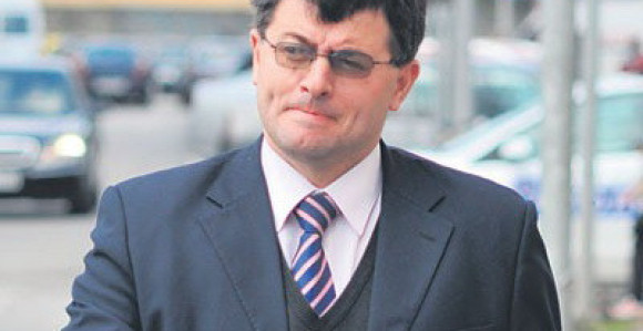 Nisam jedini koji misli da treba mijenjati vladu