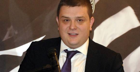 Vazura: Imamo para, ne moramo nikog da prodamo!