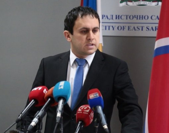 Vlada liči na raštimovani tim