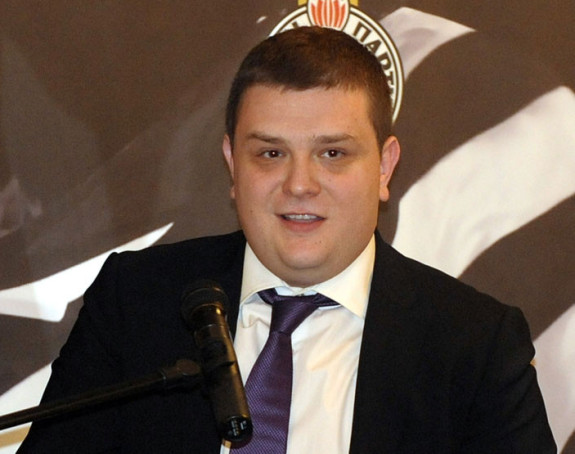 Vazura: Imamo para, ne moramo nikog da prodamo!
