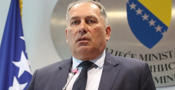 "Dodikove igre za jadne poene"