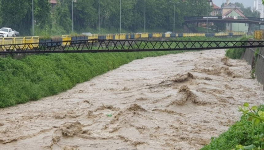 Izlila se rijeka Jala u Tuzli