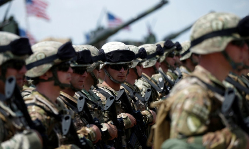 Трансродне особе могу у војску САД