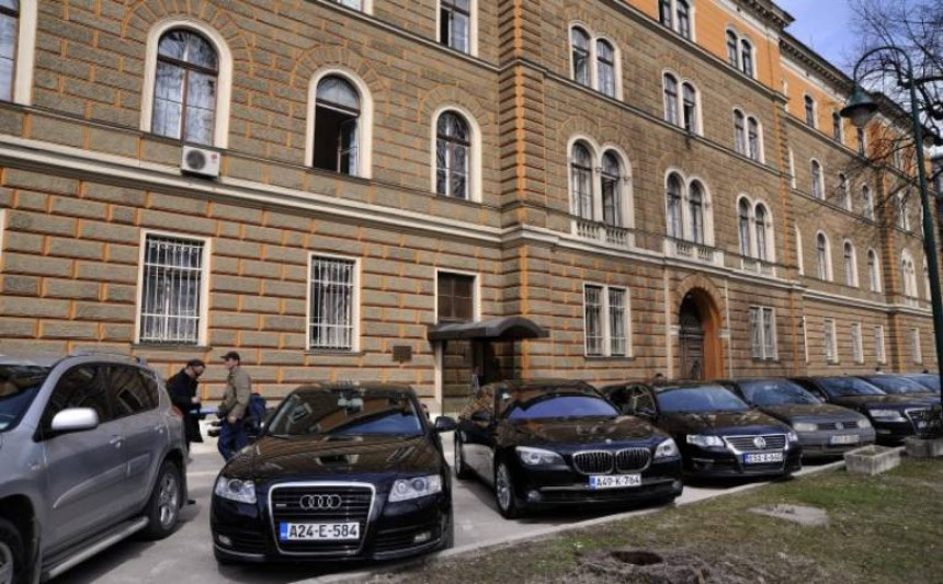 Na voznom parku funkcionera u BiH pozavidjele bi i mnoge bogate zemlje
