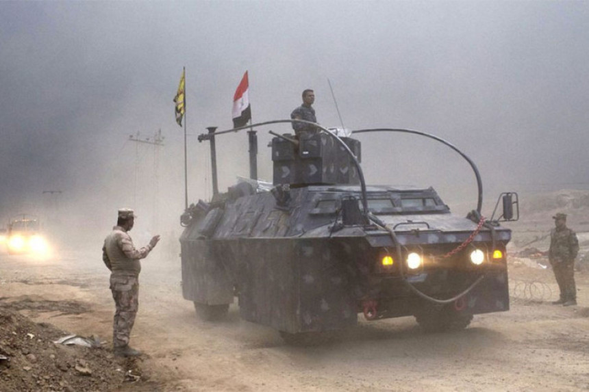 Izrael: Tenkovi duž granice