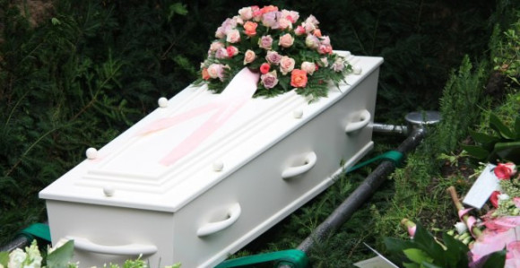 Još uvijek žive od naricanja