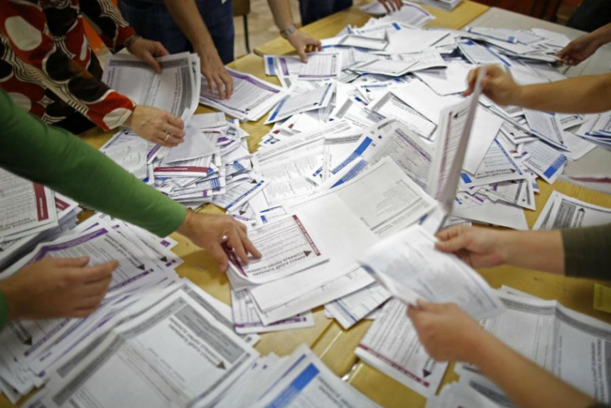 Beskonačno brojanje glasova u BiH